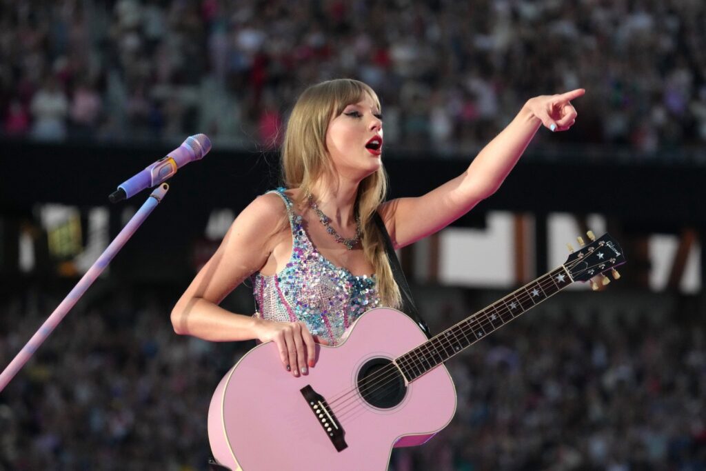 Taylor Swift Expands 2024 Tour: Fresh U.S. and Canada Dates 1